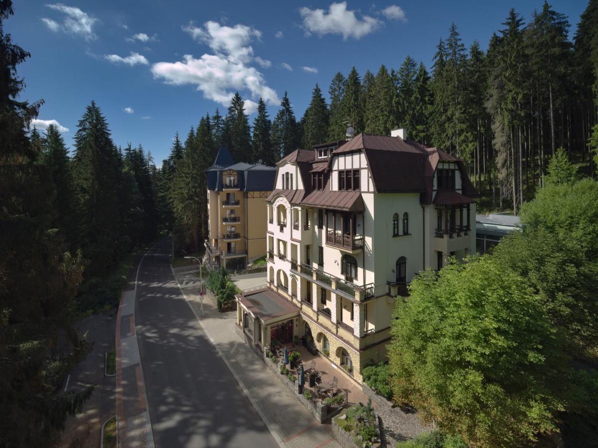 Spa Apartments St. Moritz Mariánské Lázně Esterno foto
